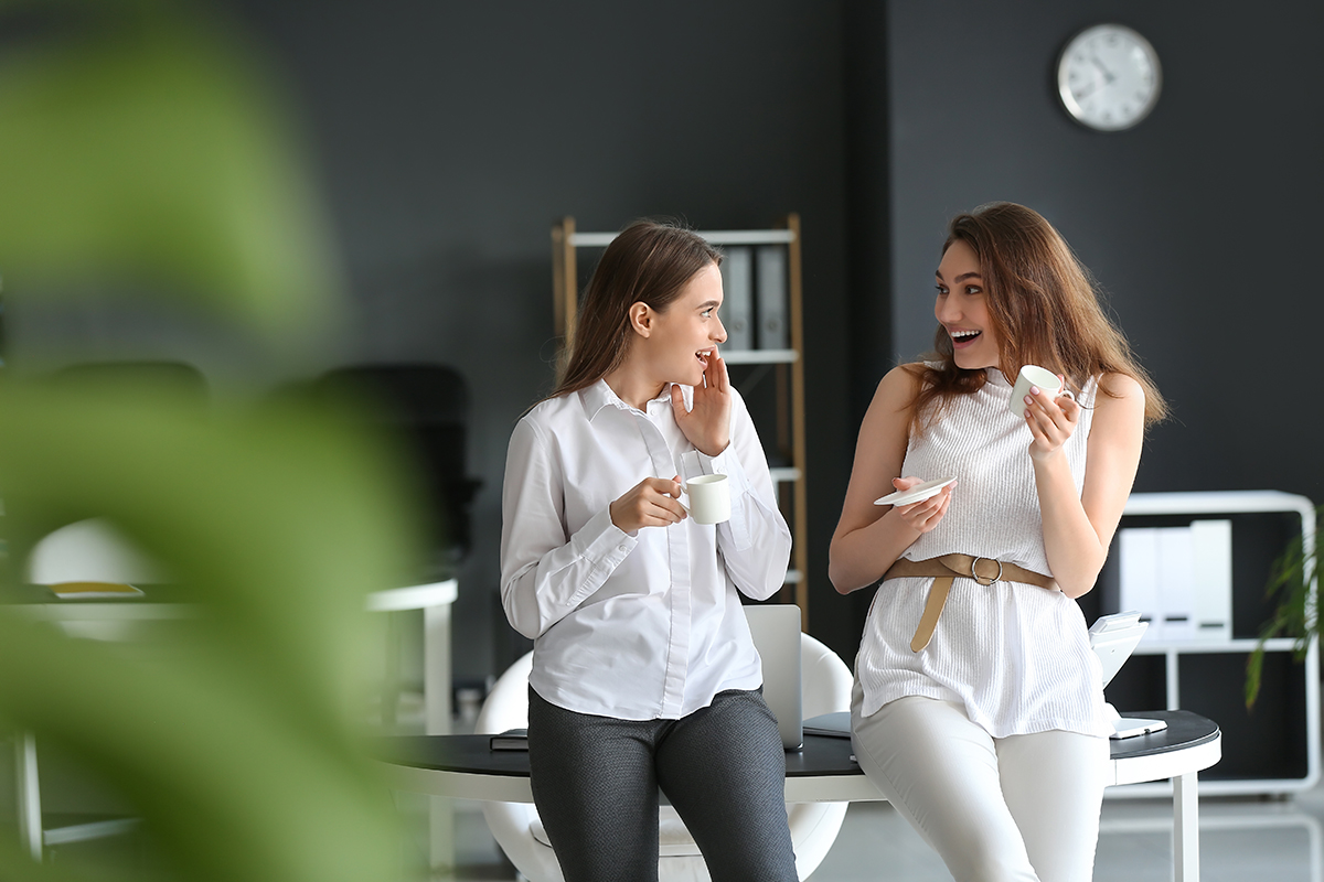 What to Do When a Co-Worker Lies